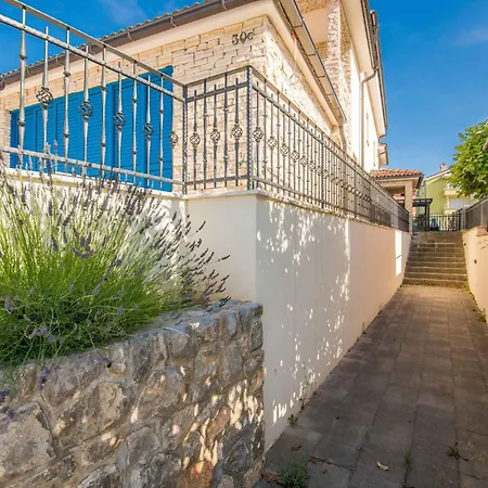 Lakefront In Klimno-insel Krk 57972 Apartmán *