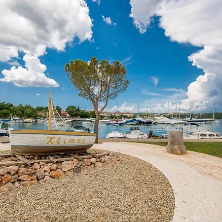 Lakefront In Klimno-insel Krk 57972